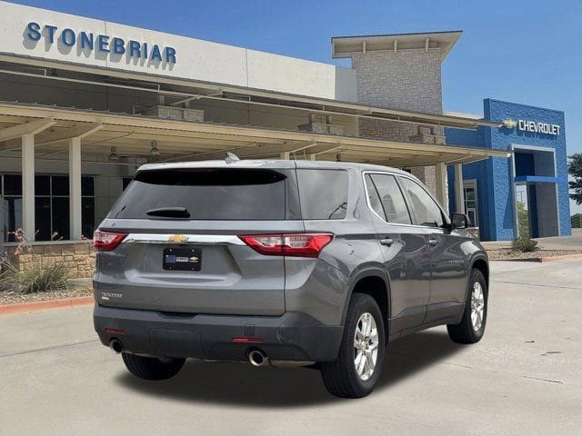 Used 2021 Chevrolet Traverse LS FWD image 5
