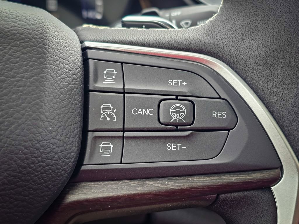 New 2026 Jeep Grand Cherokee Limited image 21