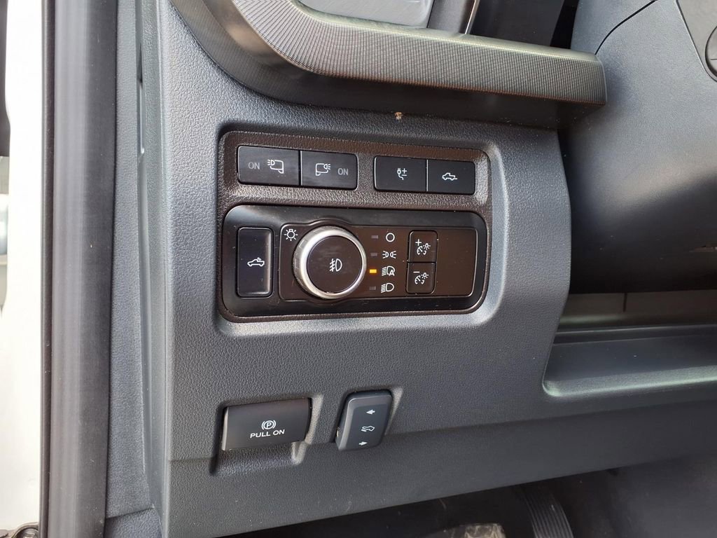 Used 2024 Ford F250 Platinum image 29