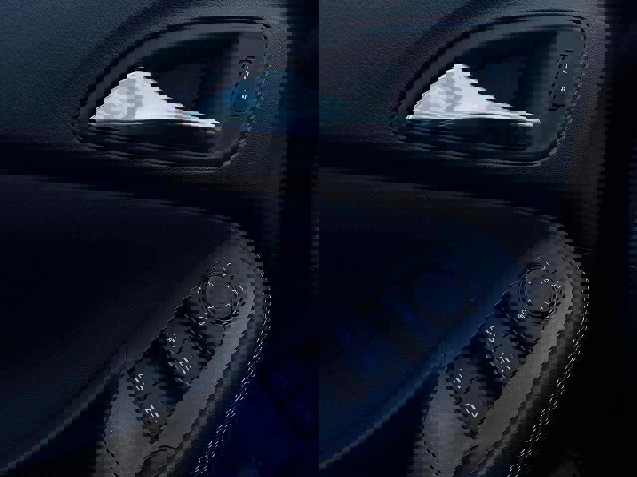 Used 2025 Buick Encore GX Preferred image 19