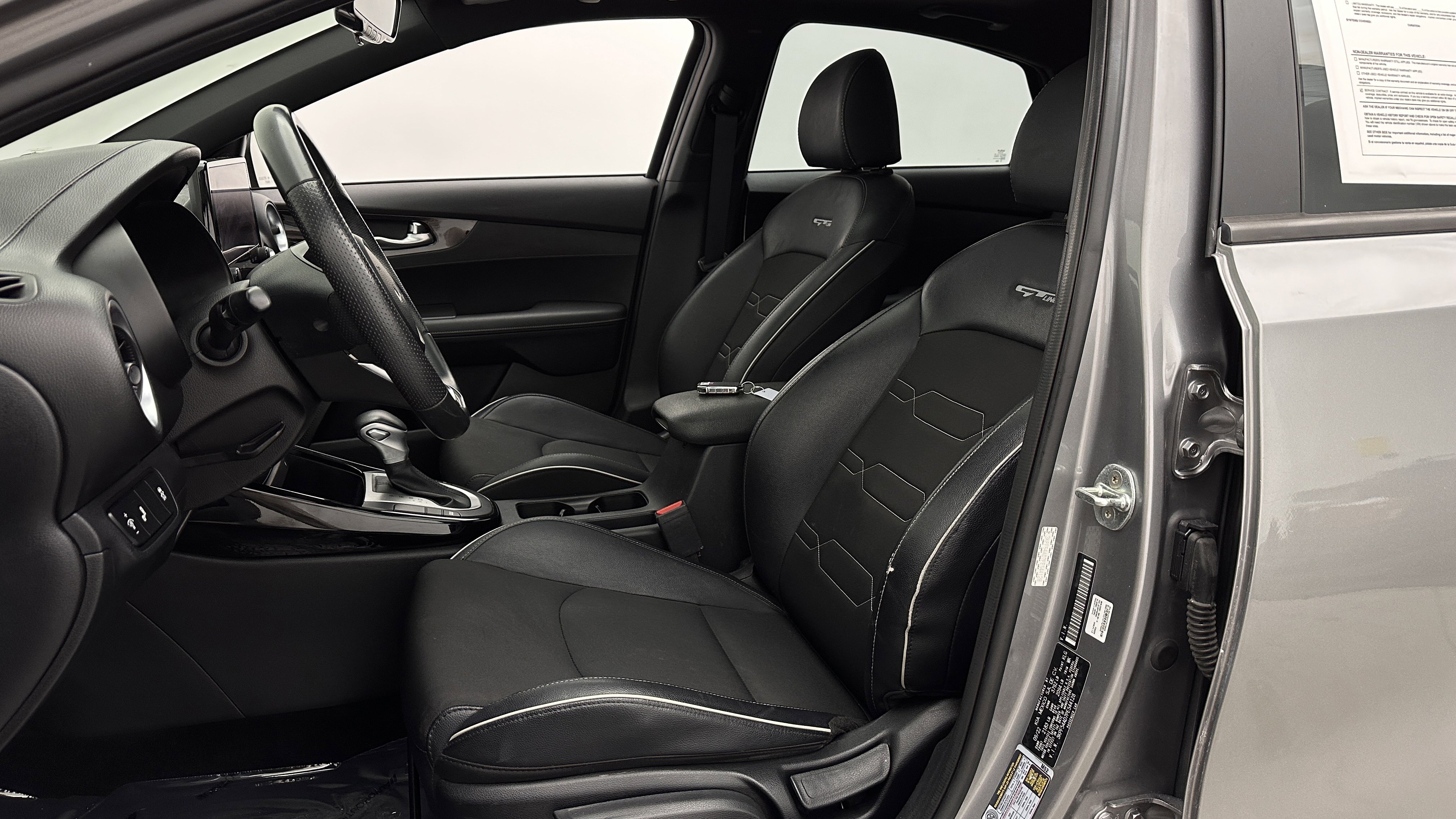 Used 2023 Kia Forte GT-Line w/ GT-Line Premium Package FWD image 15