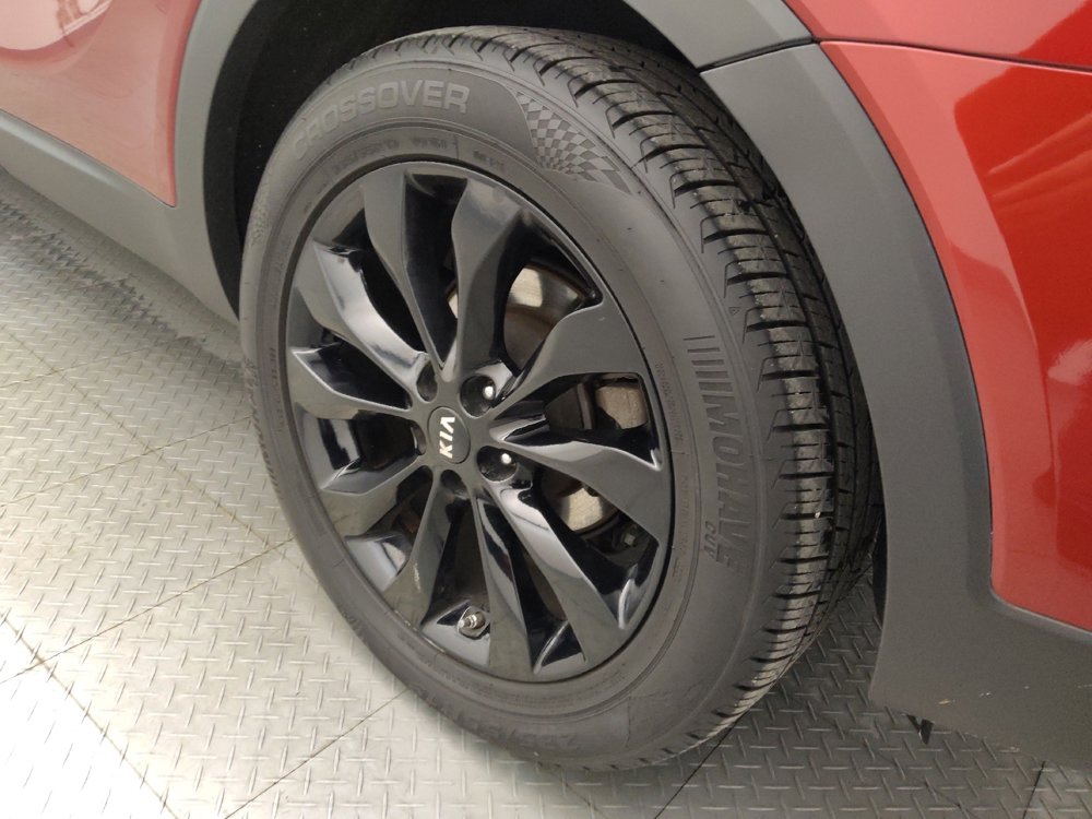 Used 2020 Kia Sorento EX image 31