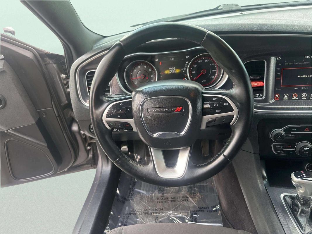 Used 2017 Dodge Charger SXT w/ Driver Confidence Group AWD/4WD image 21