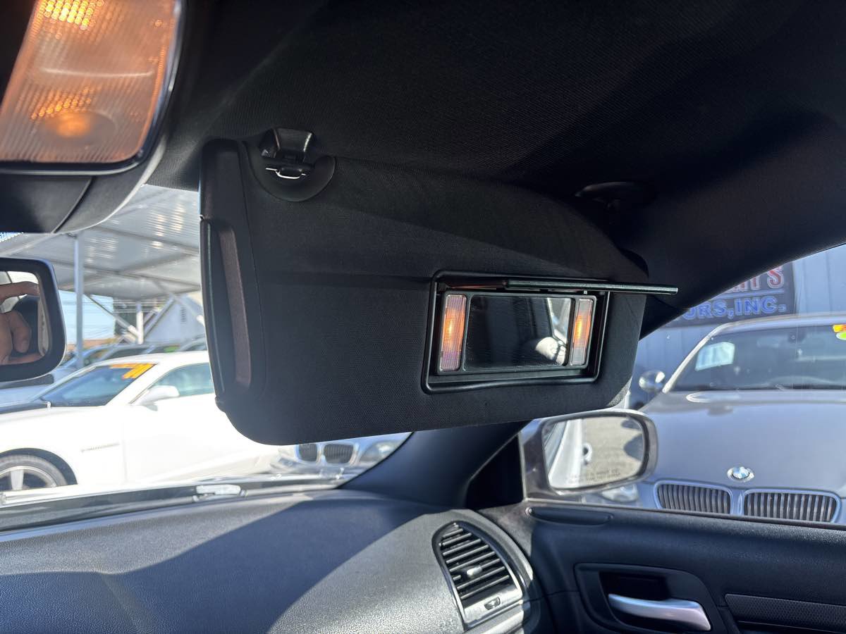 Used 2014 Chrysler 300 S w/ Light Group image 15