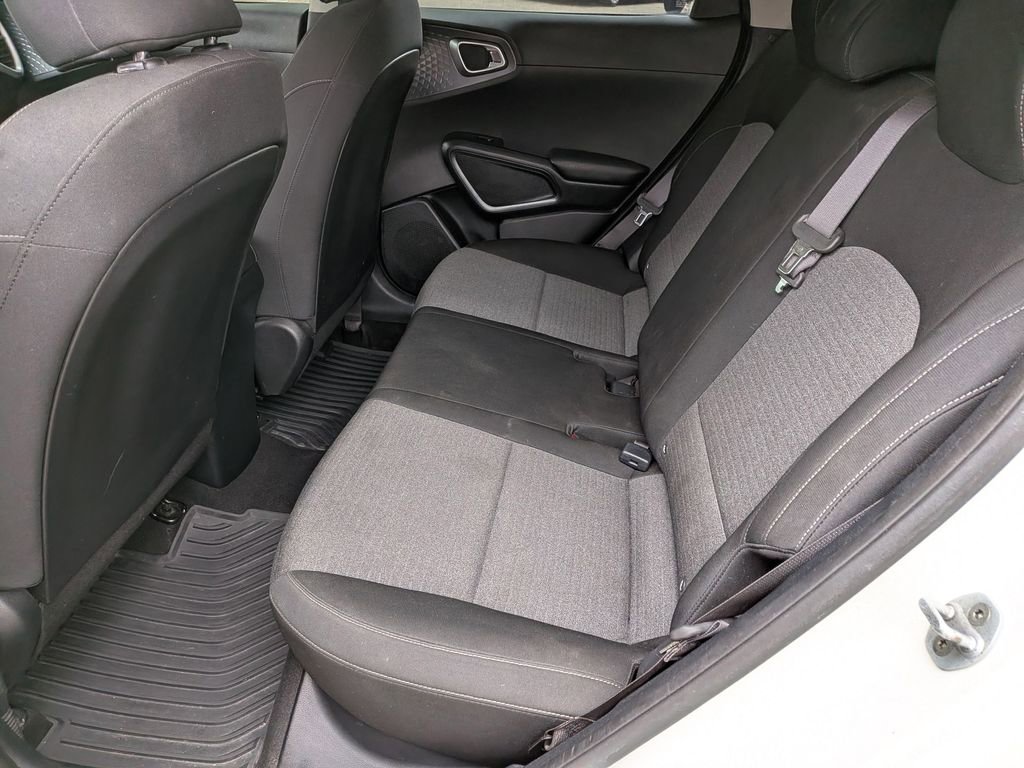 Used 2020 Kia Soul S FWD image 24