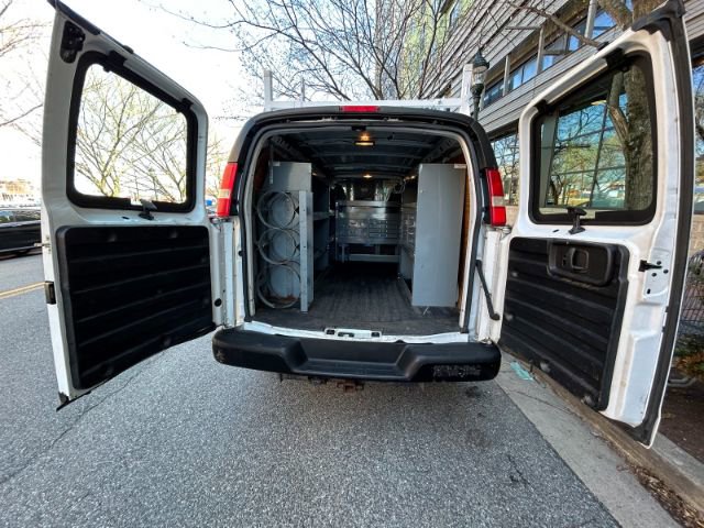 Used 2013 GMC Savana 3500 image 33