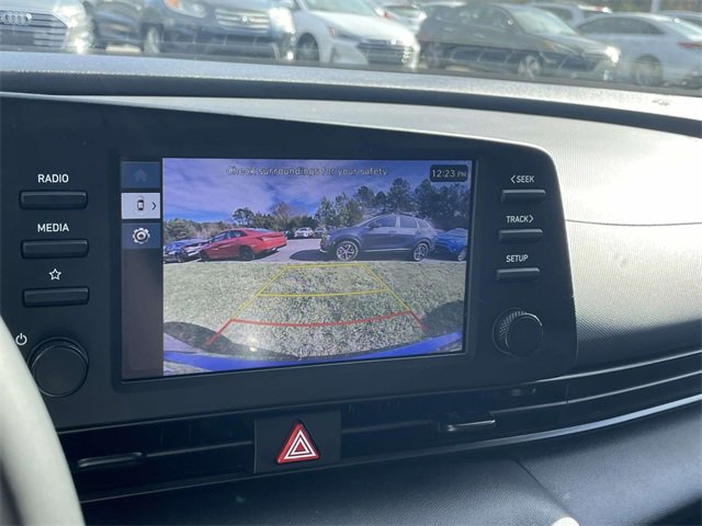 Certified 2025 Hyundai Elantra Sport image 23