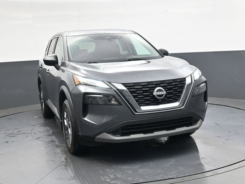 Used 2023 Nissan Rogue S FWD image 10