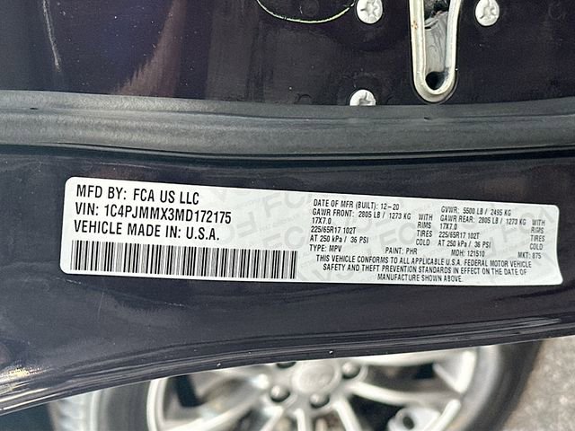 Used 2021 Jeep Cherokee Latitude Lux w/ Comfort/Convenience Group AWD/4WD image 31