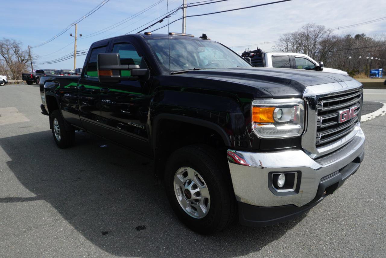 Used 2017 GMC Sierra 2500 SLE w/ HD SLE Preferred Plus Package AWD/4WD image 14