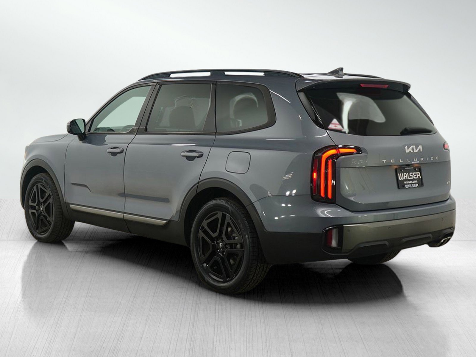Used 2023 Kia Telluride SX X-Line image 4