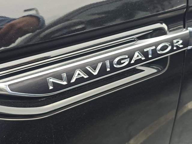 Used 2018 Lincoln Navigator L Black Label AWD/4WD image 7