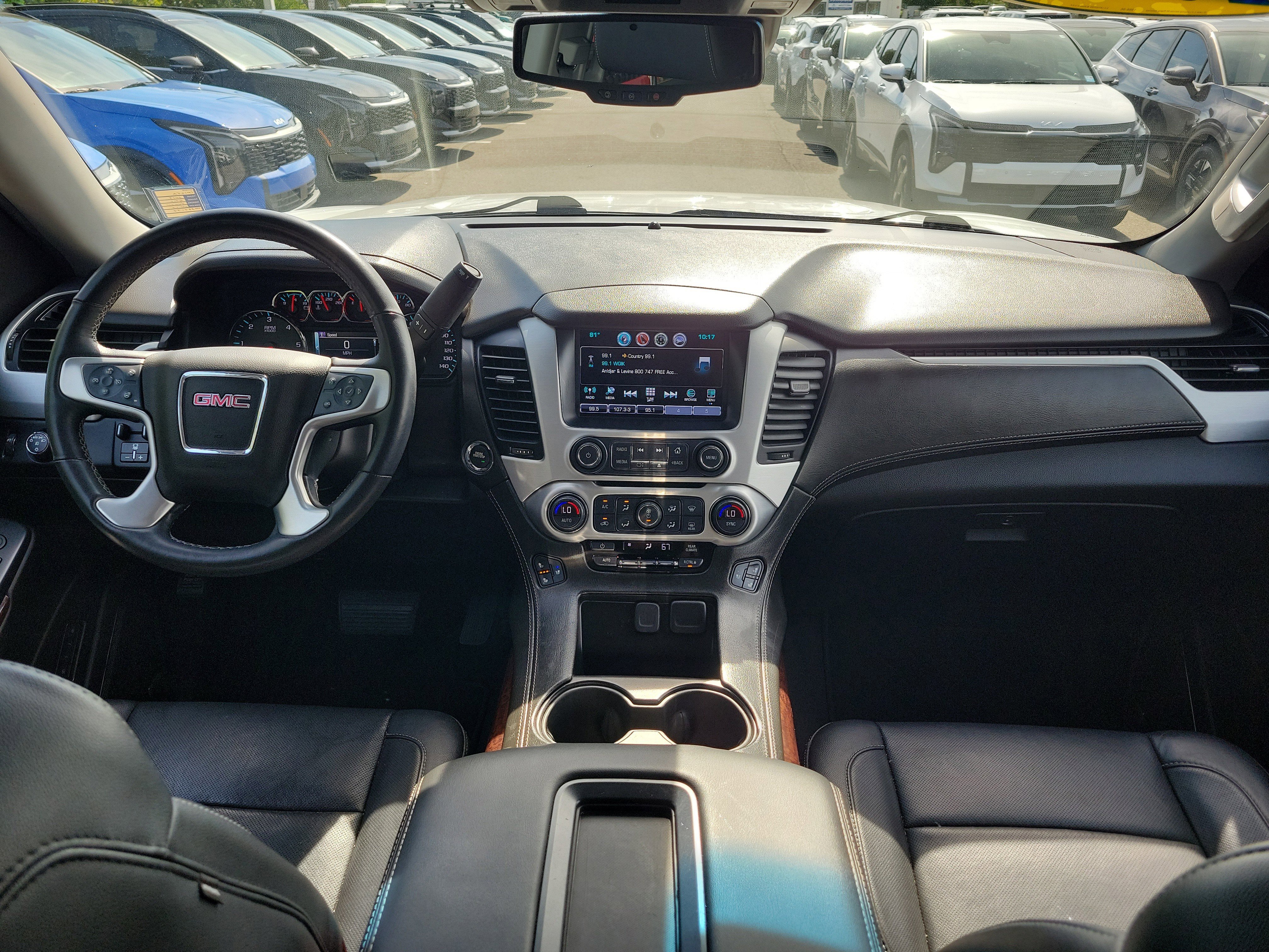 Used 2019 GMC Yukon XL SLT w/ Premium Edition RWD image 18