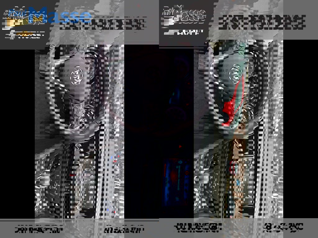 Used 2020 Buick Envision Essence image 11