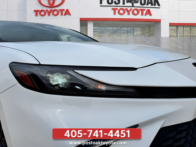 Used 2025 Toyota Camry SE w/ Multimedia Upgrade Package FWD image 11
