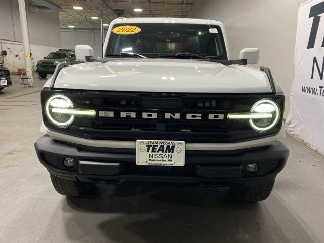 Used 2022 Ford Bronco Outer Banks image 2