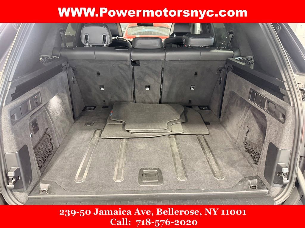 Used 2020 BMW X5 M50i w/ Executive Package image 12
