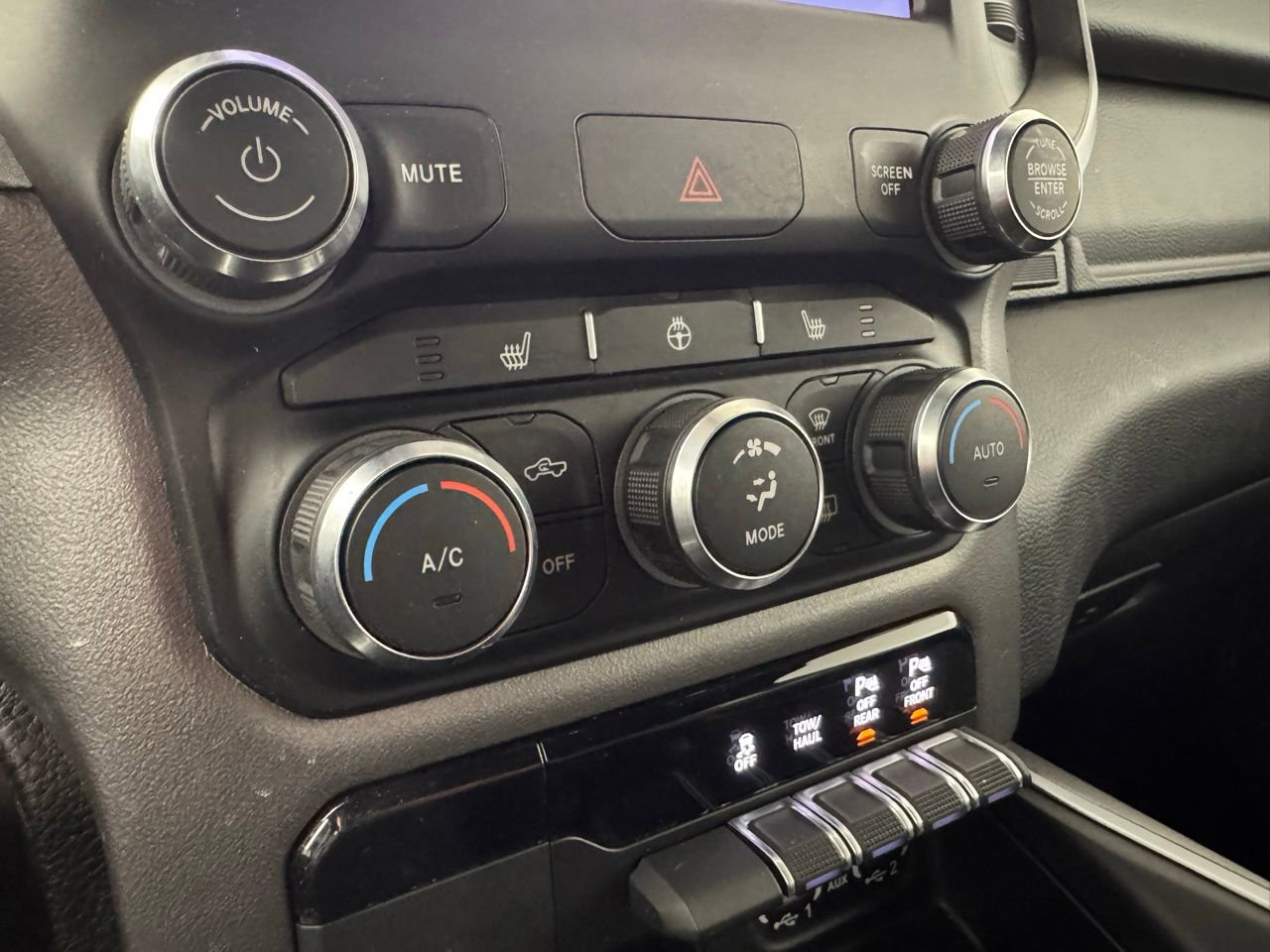 Used 2023 RAM 1500 Big Horn AWD/4WD image 26