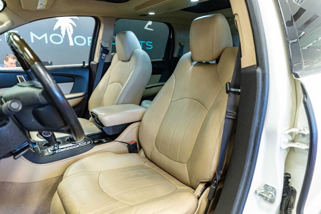 Used 2012 GMC Acadia Denali image 9