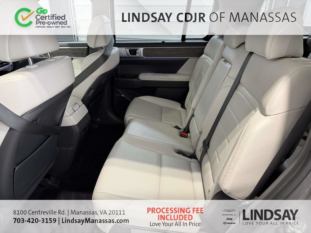 Used 2024 Hyundai Santa Fe Limited AWD/4WD image 20