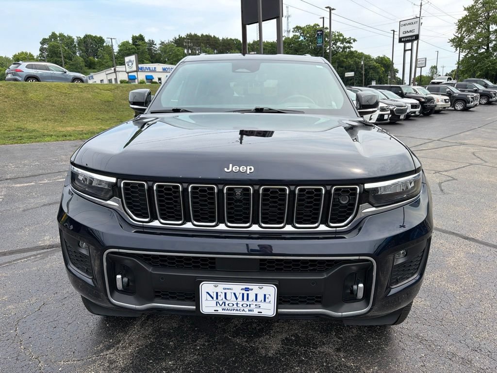 Used 2024 Jeep Grand Cherokee Overland w/ Adv Protech Group III AWD/4WD image 8