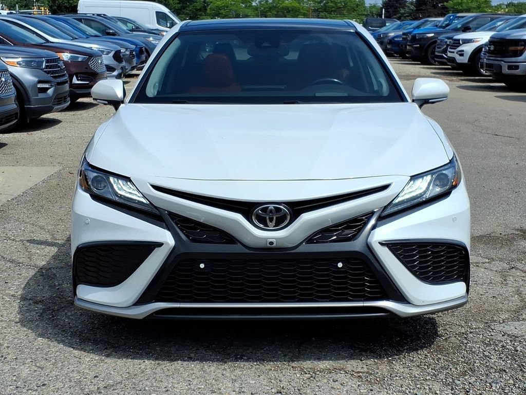 Used 2022 Toyota Camry XSE w/ Navigation Package FWD image 8