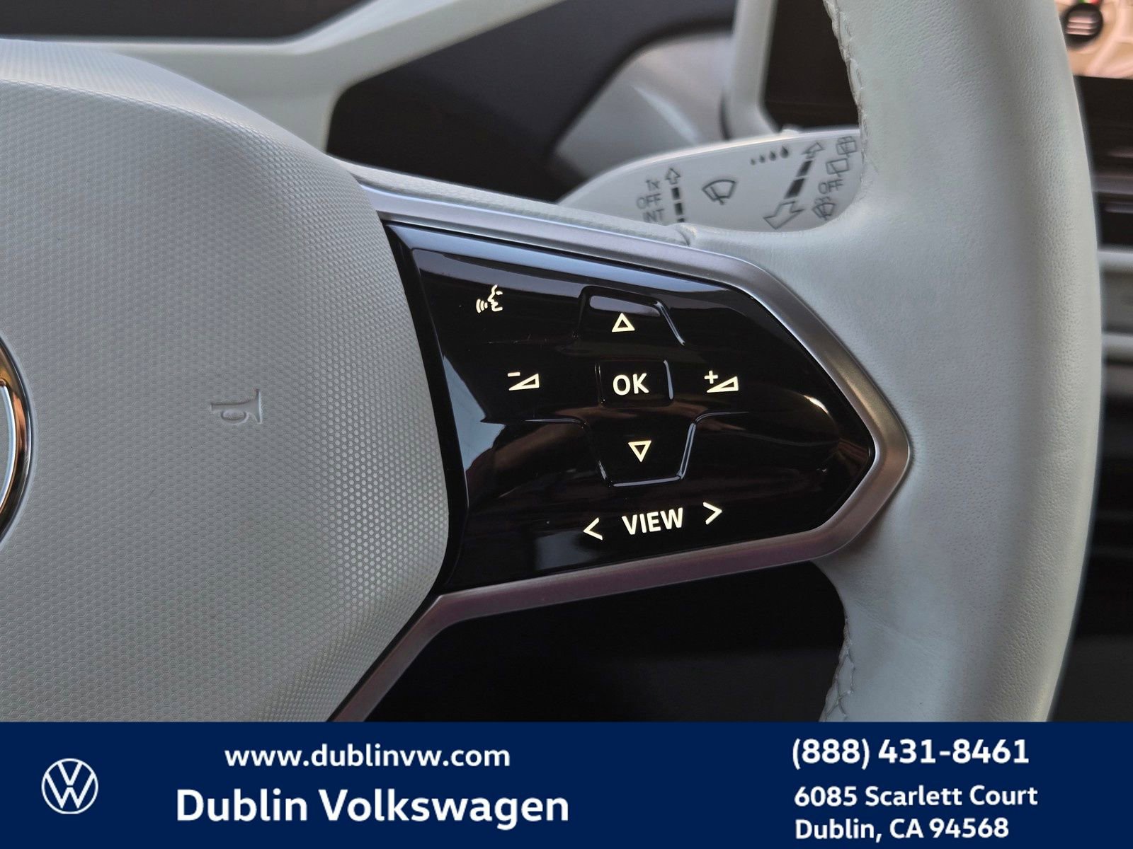 Used 2023 Volkswagen ID.4 Pro S AWD/4WD image 19