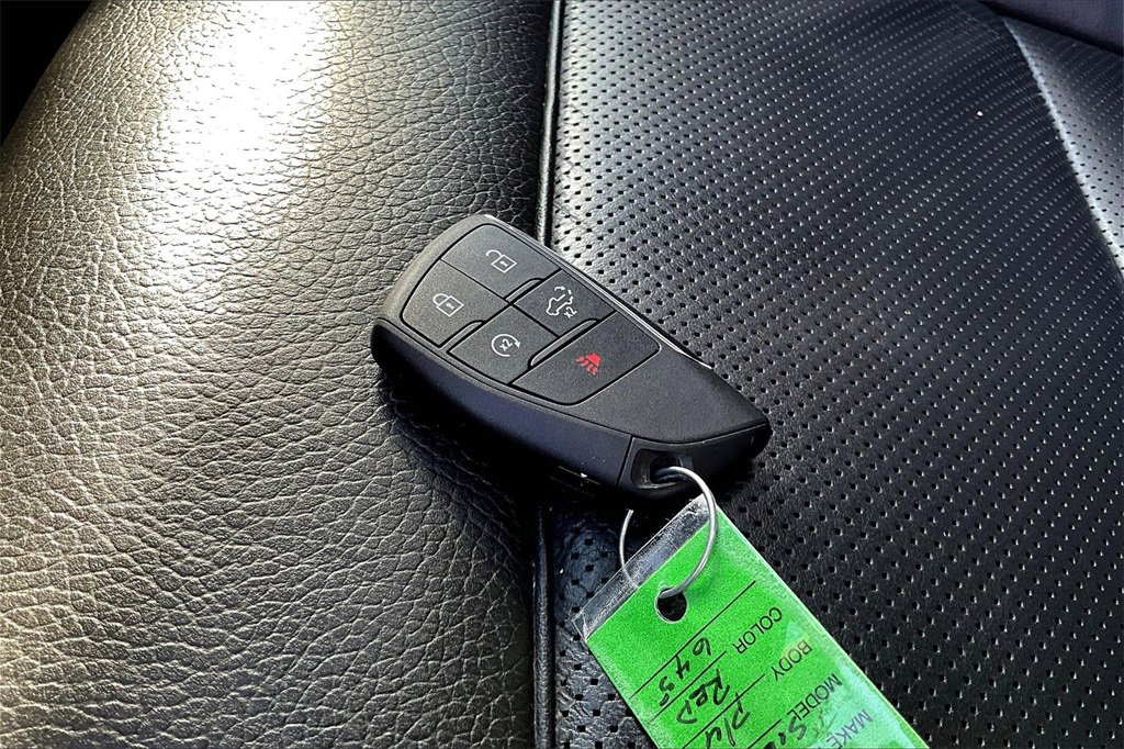 Used 2022 GMC Sierra 1500 Denali w/ Technology Package image 12