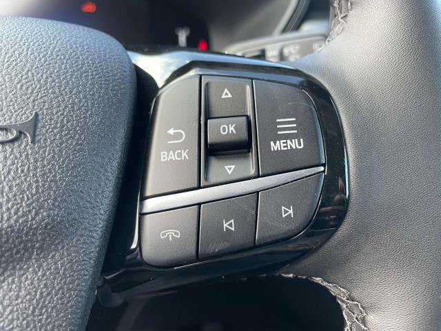 New 2023 Ford Escape SE image 28