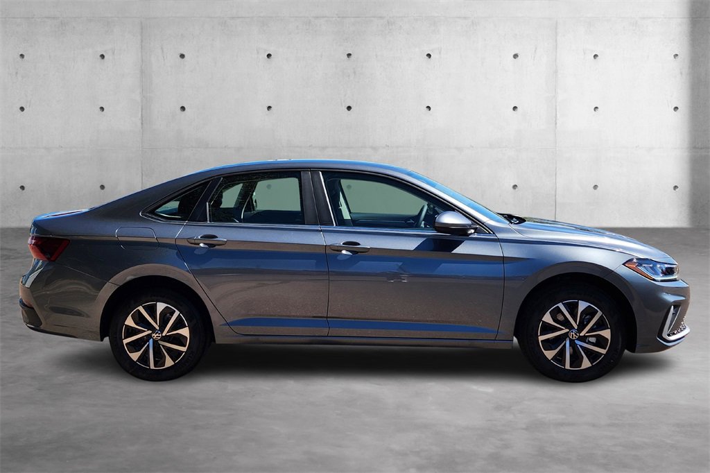 New 2025 Volkswagen Jetta S image 27