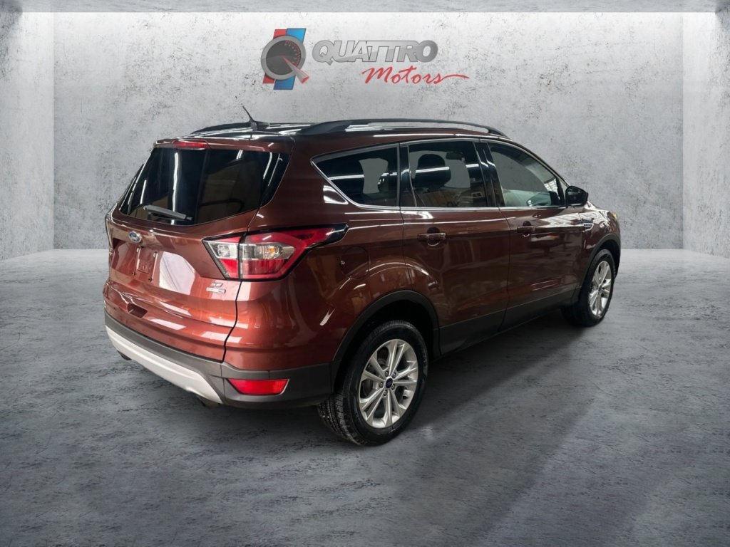 Used 2018 Ford Escape SE AWD/4WD image 6