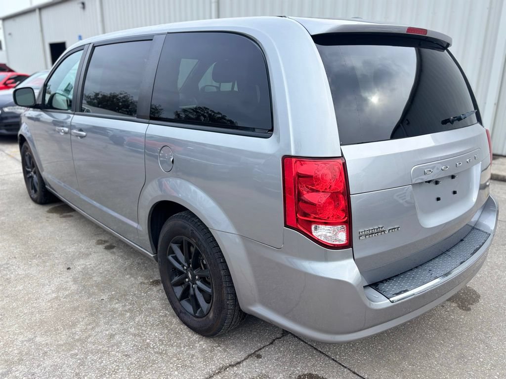 Used 2020 Dodge Grand Caravan GT FWD image 3