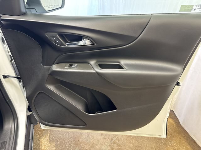 Certified 2024 Chevrolet Equinox LT w/ LPO, Floor Liner Package FWD image 26
