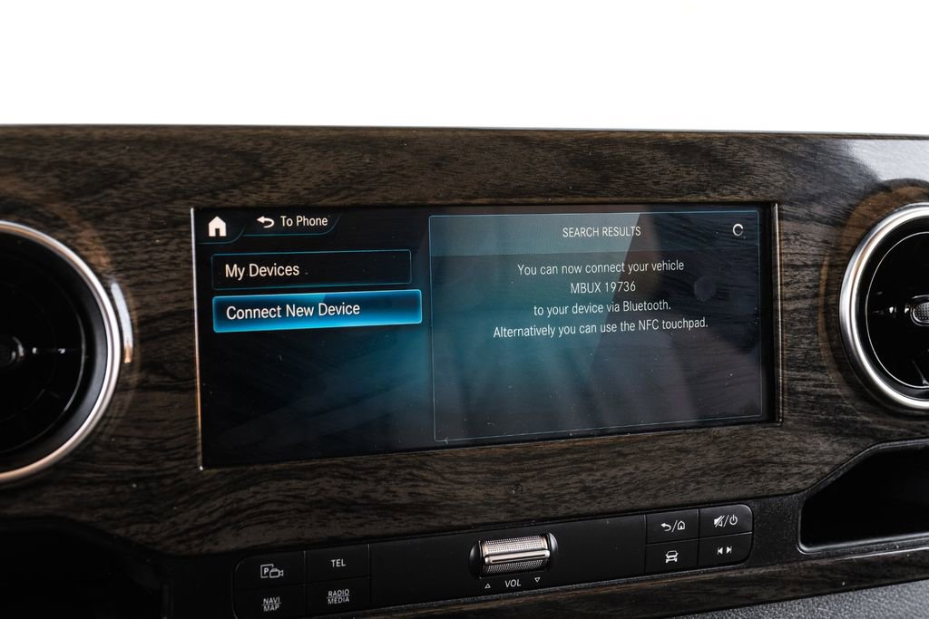 Used 2020 Mercedes-Benz Sprinter 3500 w/ Windows All Around Package image 31