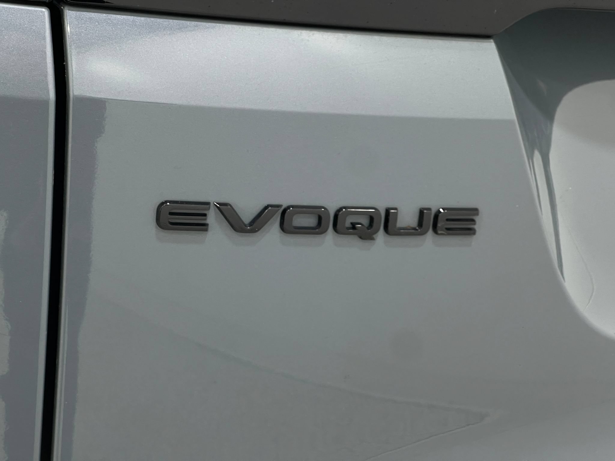 Used 2021 Land Rover Range Rover Evoque S AWD/4WD image 38