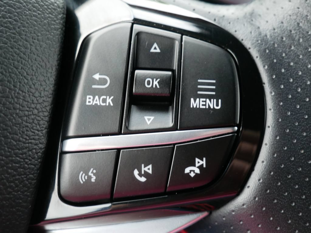 Certified 2023 Ford Explorer ST-Line AWD/4WD image 17