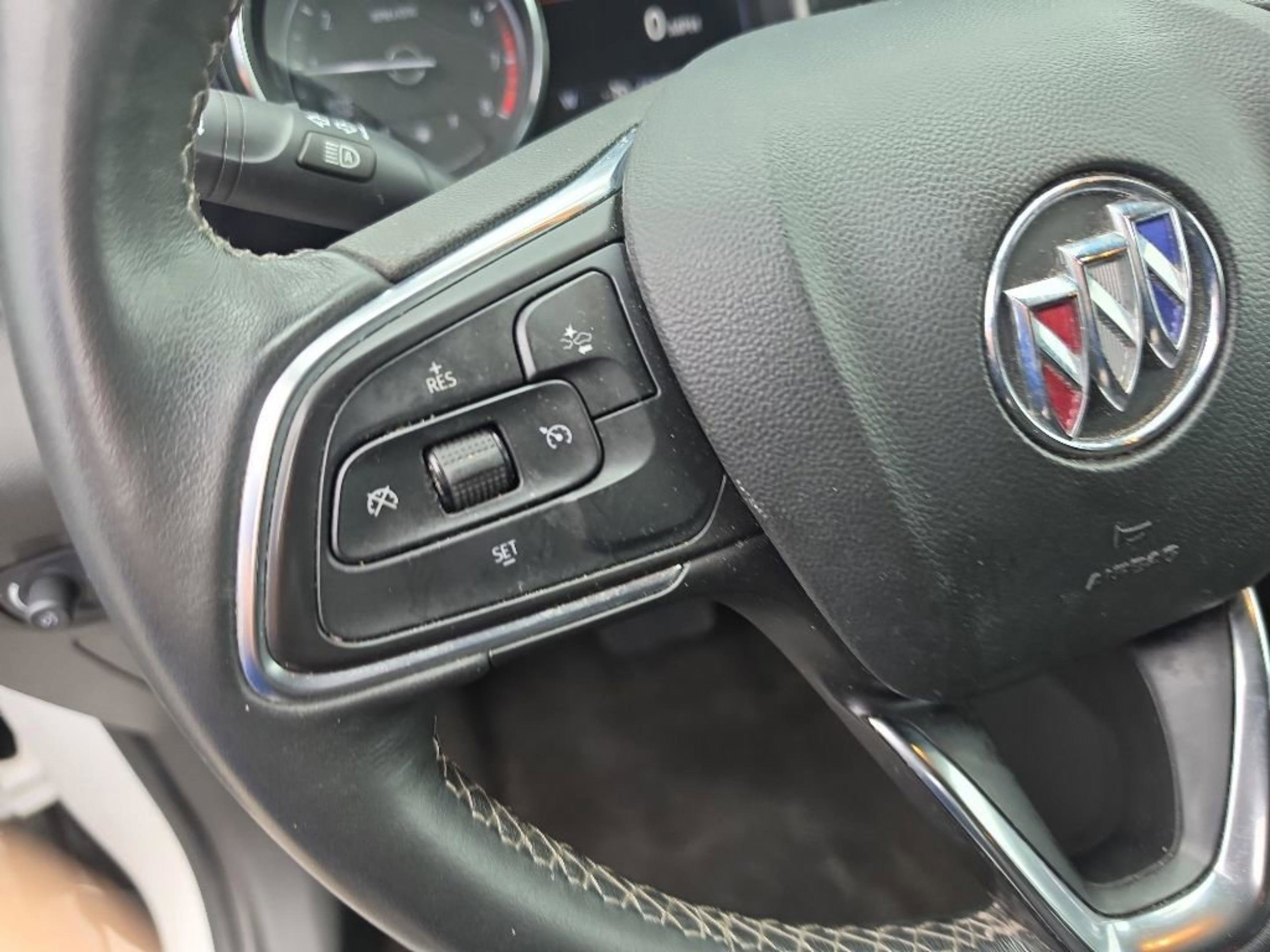Used 2022 Buick Encore GX Select FWD image 21