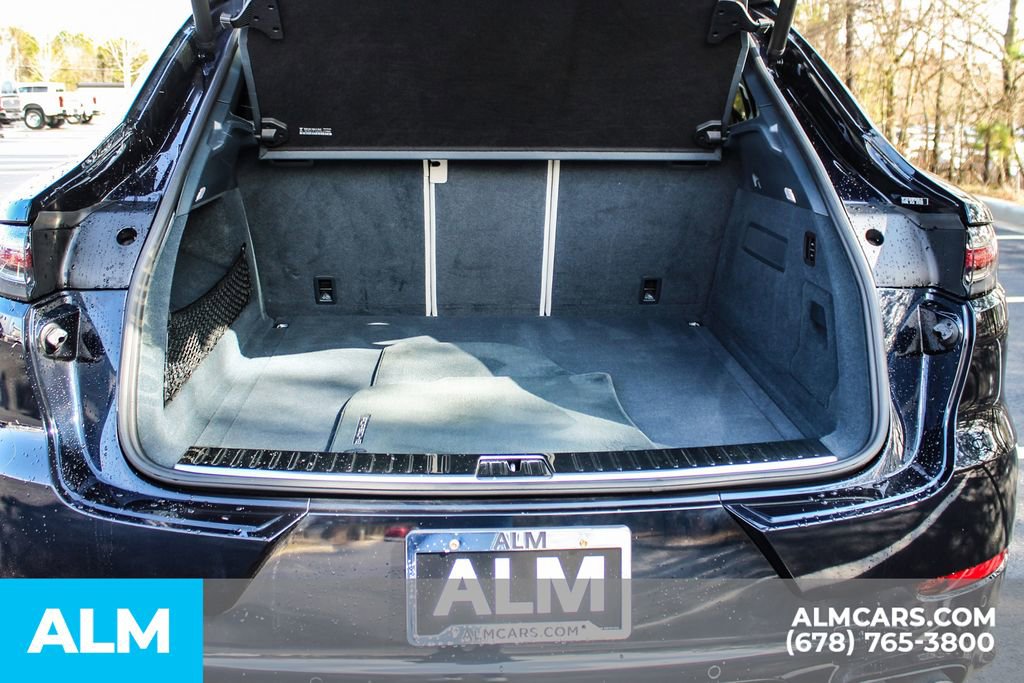 Used 2023 Porsche Cayenne Turbo image 21