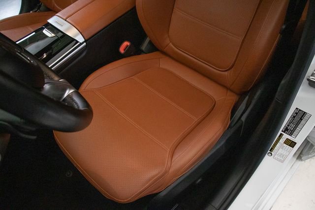 Used 2025 Mercedes-Benz C 300 4MATIC Sedan image 25