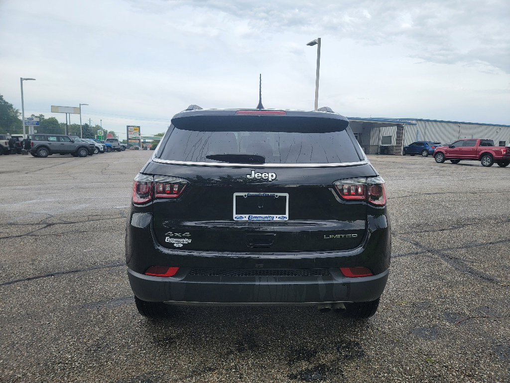 Used 2022 Jeep Compass Limited AWD/4WD image 7
