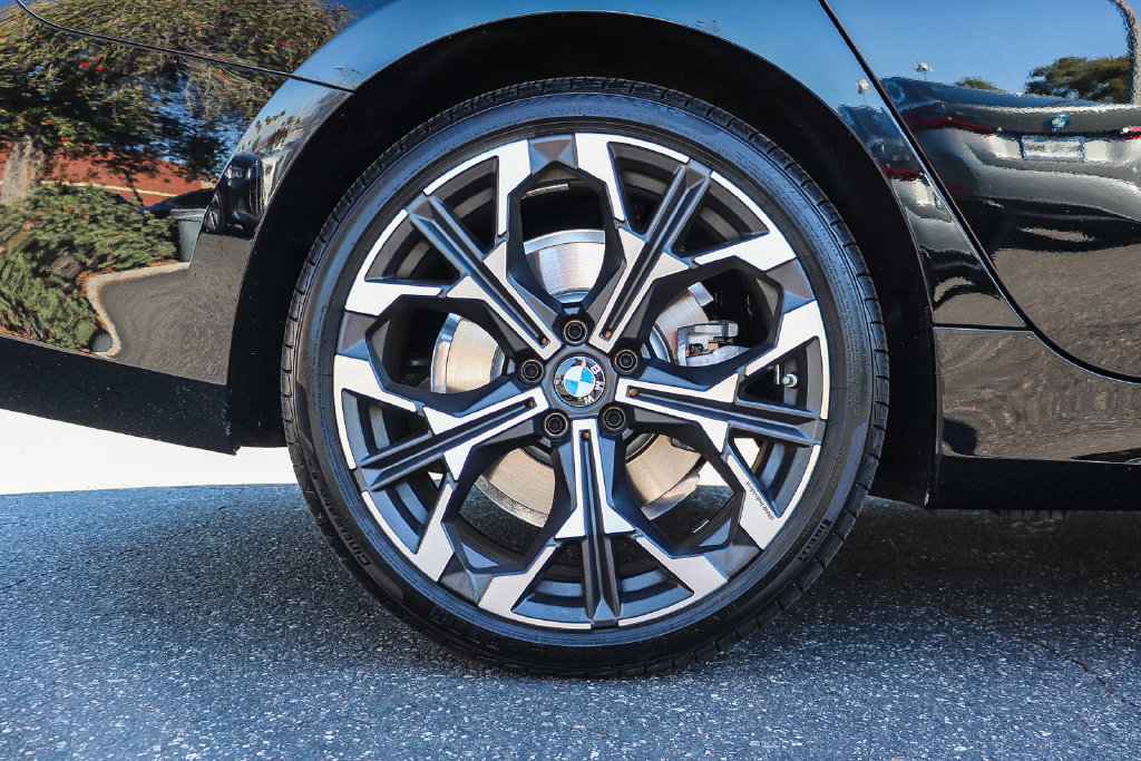 Used 2026 BMW 330i xDrive Sedan w/ Convenience Package AWD/4WD image 8