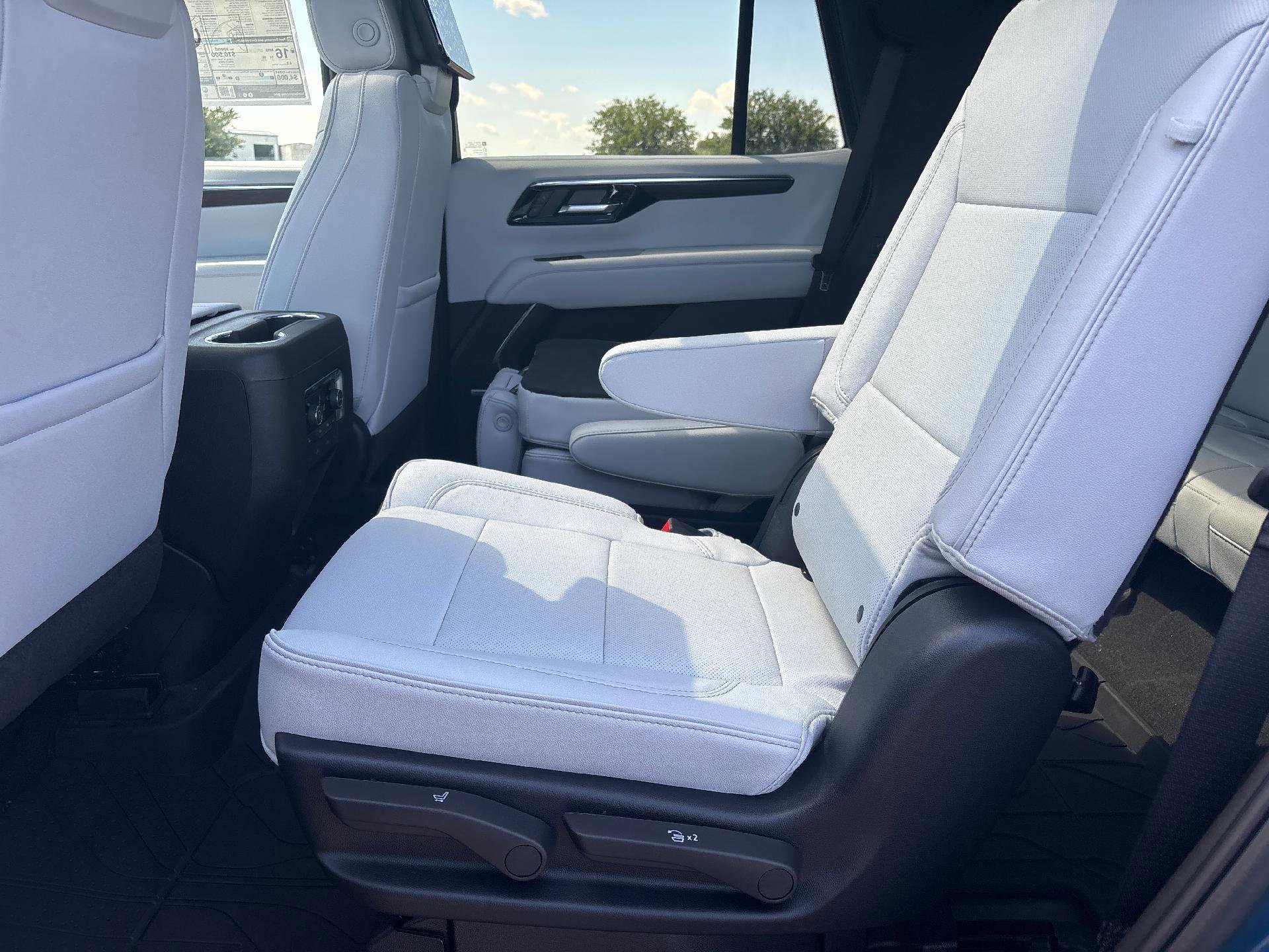 New 2025 Chevrolet Tahoe Premier image 34