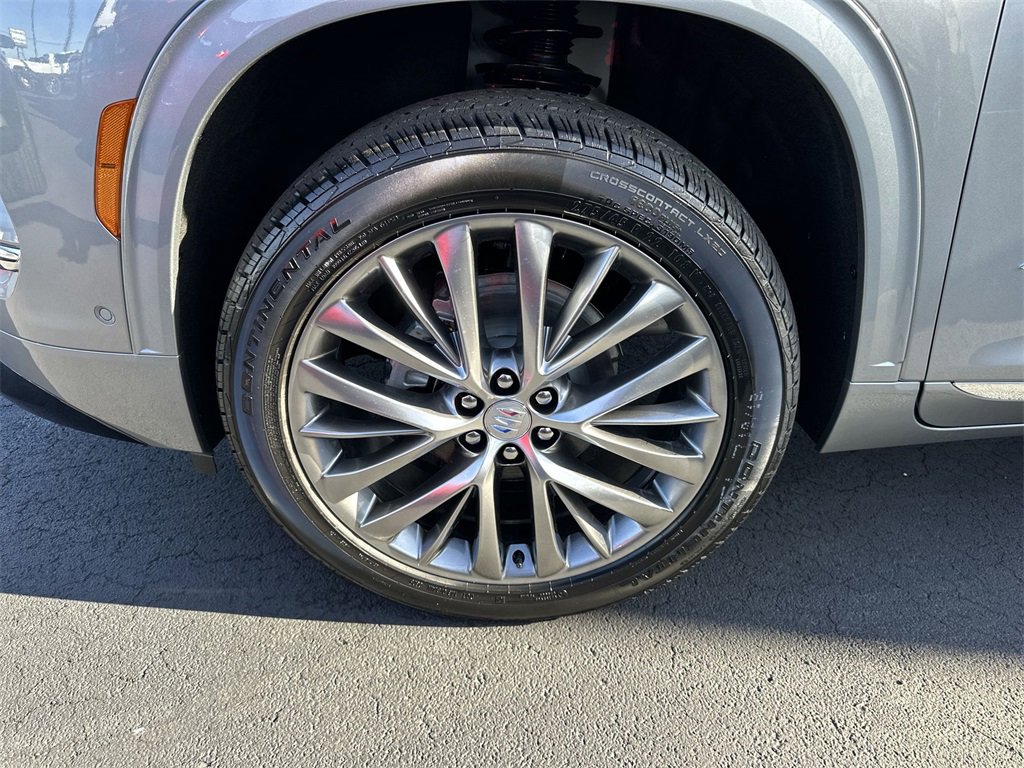 New 2026 Buick Enclave Avenir w/ Super Cruise Package image 10