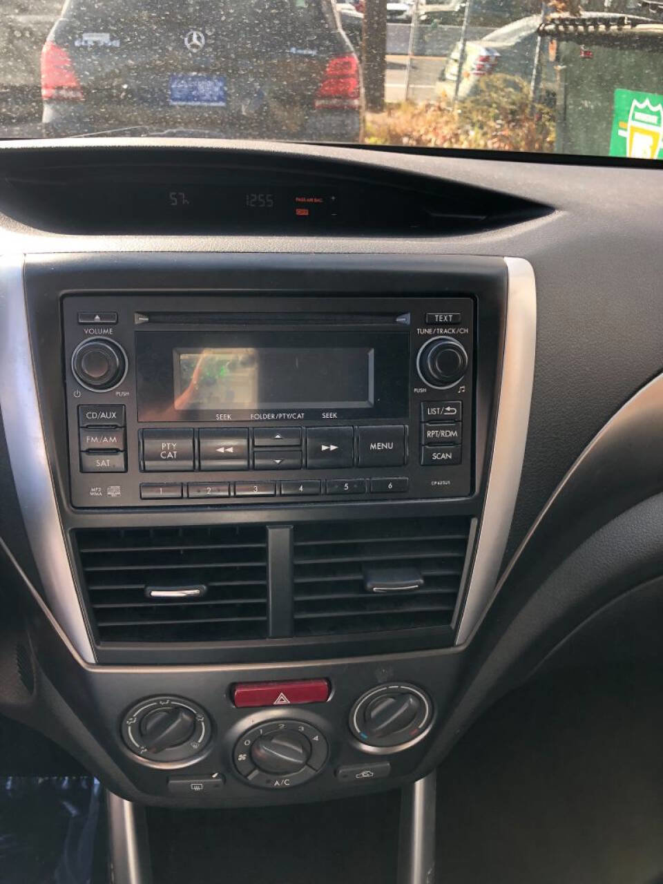 Used 2015 Subaru Impreza 2.0i Premium image 11