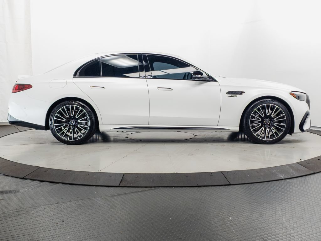 Used 2025 Mercedes-Benz E 53 AMG e 4MATIC Sedan image 34