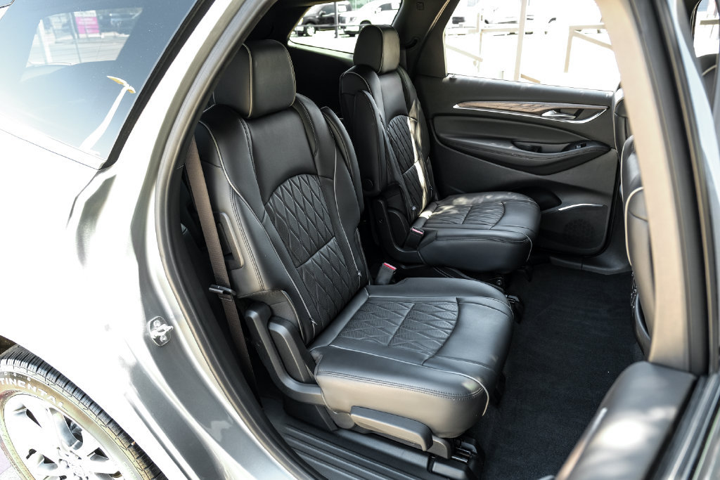 Used 2024 Buick Enclave Avenir w/ Avenir Technology Package FWD image 51