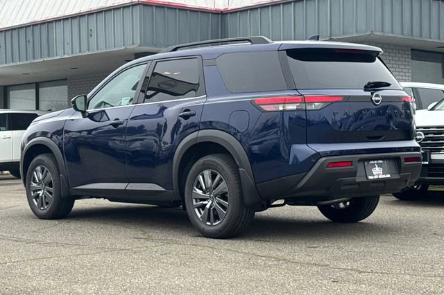 New 2025 Nissan Pathfinder SV w/ Black Appearance Package image 6