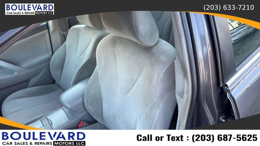 Used 2010 Toyota Camry LE FWD image 24