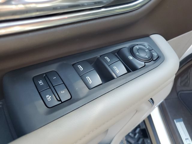Used 2023 Chevrolet Suburban Z71 AWD/4WD image 23