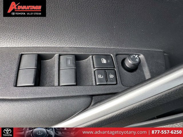 Certified 2026 Toyota Corolla Cross L AWD/4WD image 20